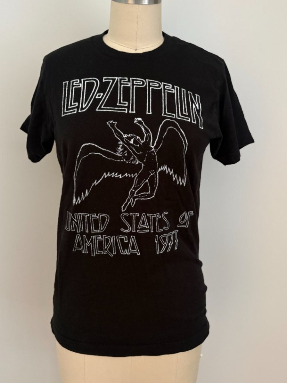 Led Zeppelin Icarus Black Graphic T-Shirt Rock n Roll Band Tee Edgy Grunge S